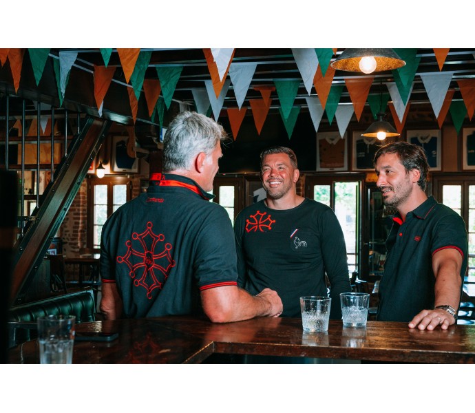 Découvrez le Polo et T-Shirt Occitans de Religion Rugby : L'Esprit de la Croix d’Occitanie